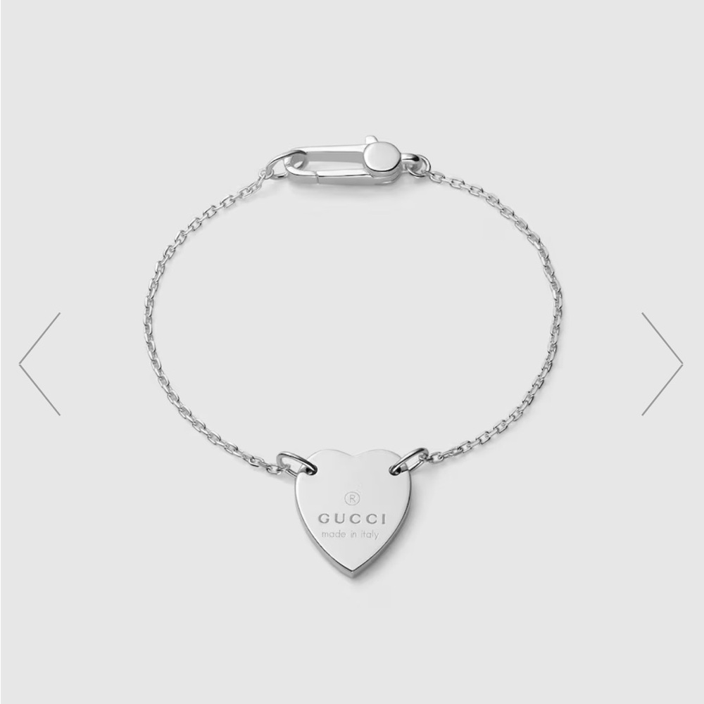 Gucci TRADEMARK BRACELET WITH HEART PENDANT